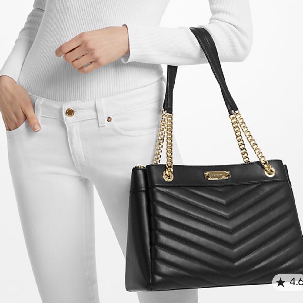 Michael Kors Black Quilted Shoulder Bag with Gold Chain - Picture 3 of 7